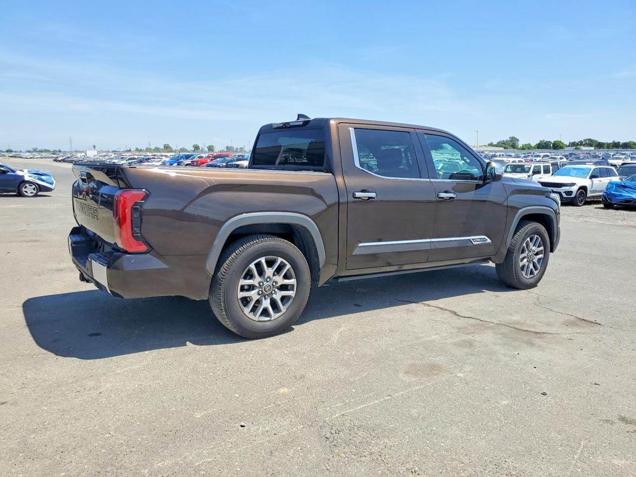 2022 Toyota Tundra 1794 Edition - Image 3