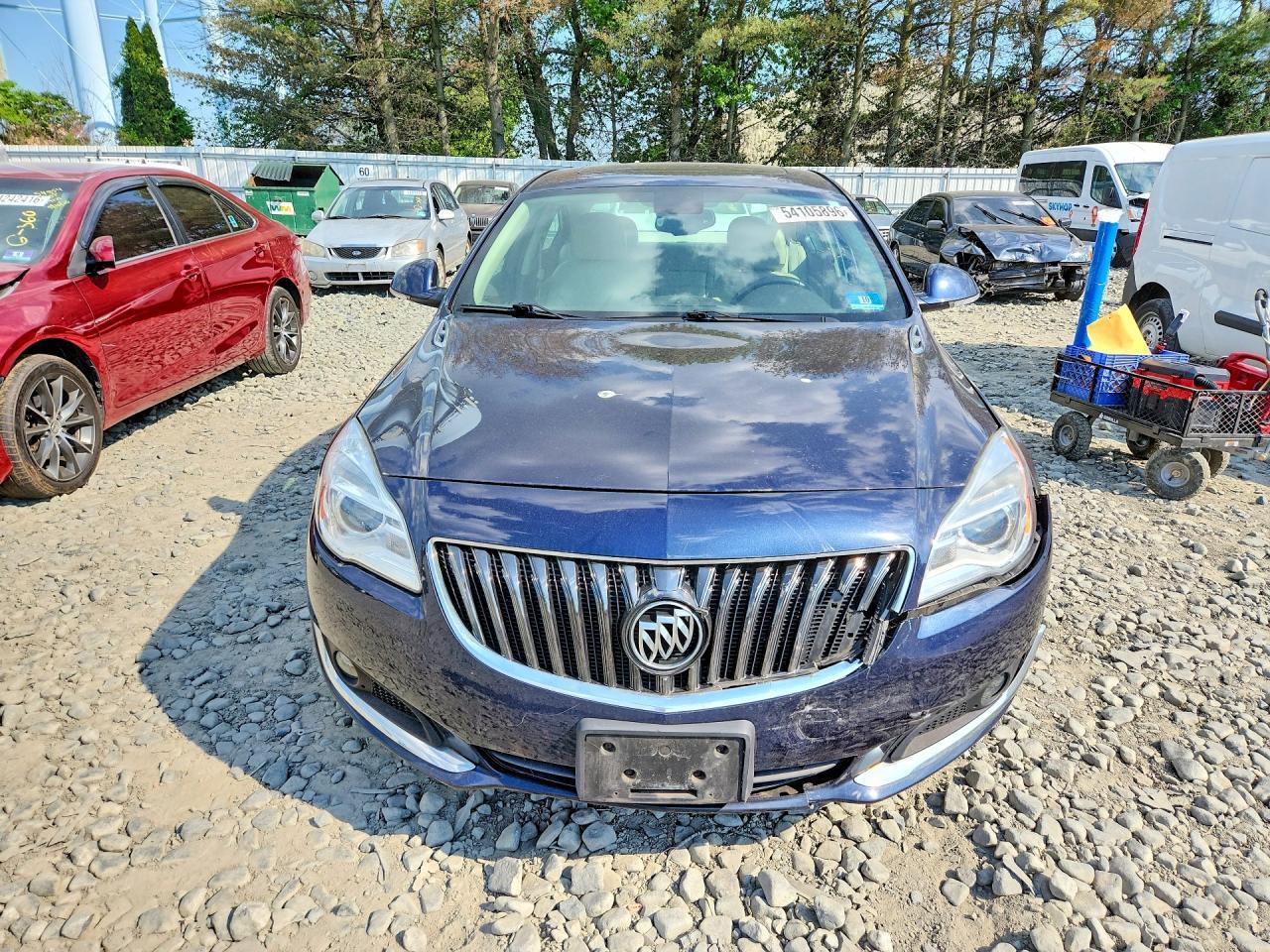 2017 Buick Regal Sport Touring - Image 5