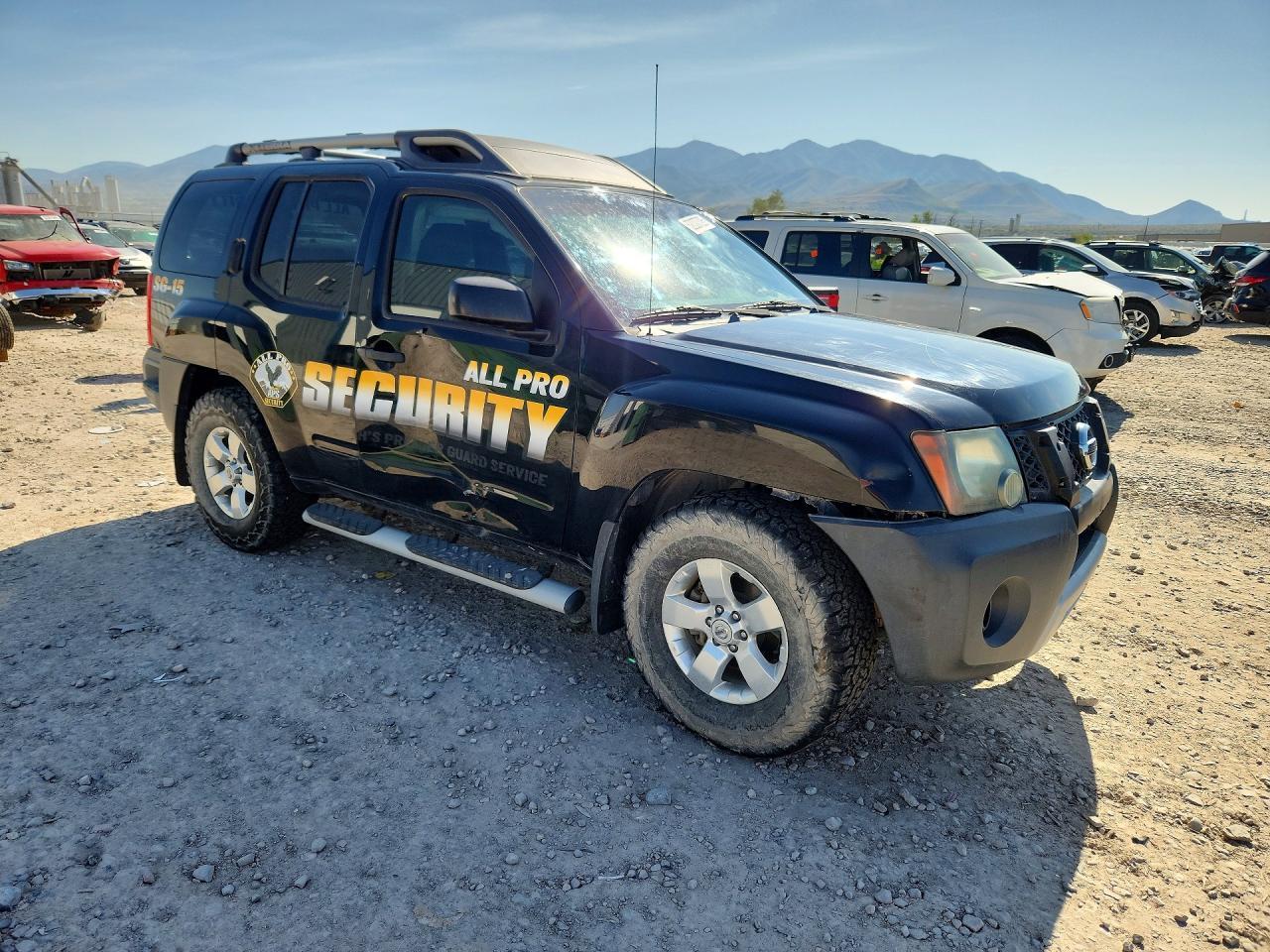 2010 Nissan Xterra X - Image 4