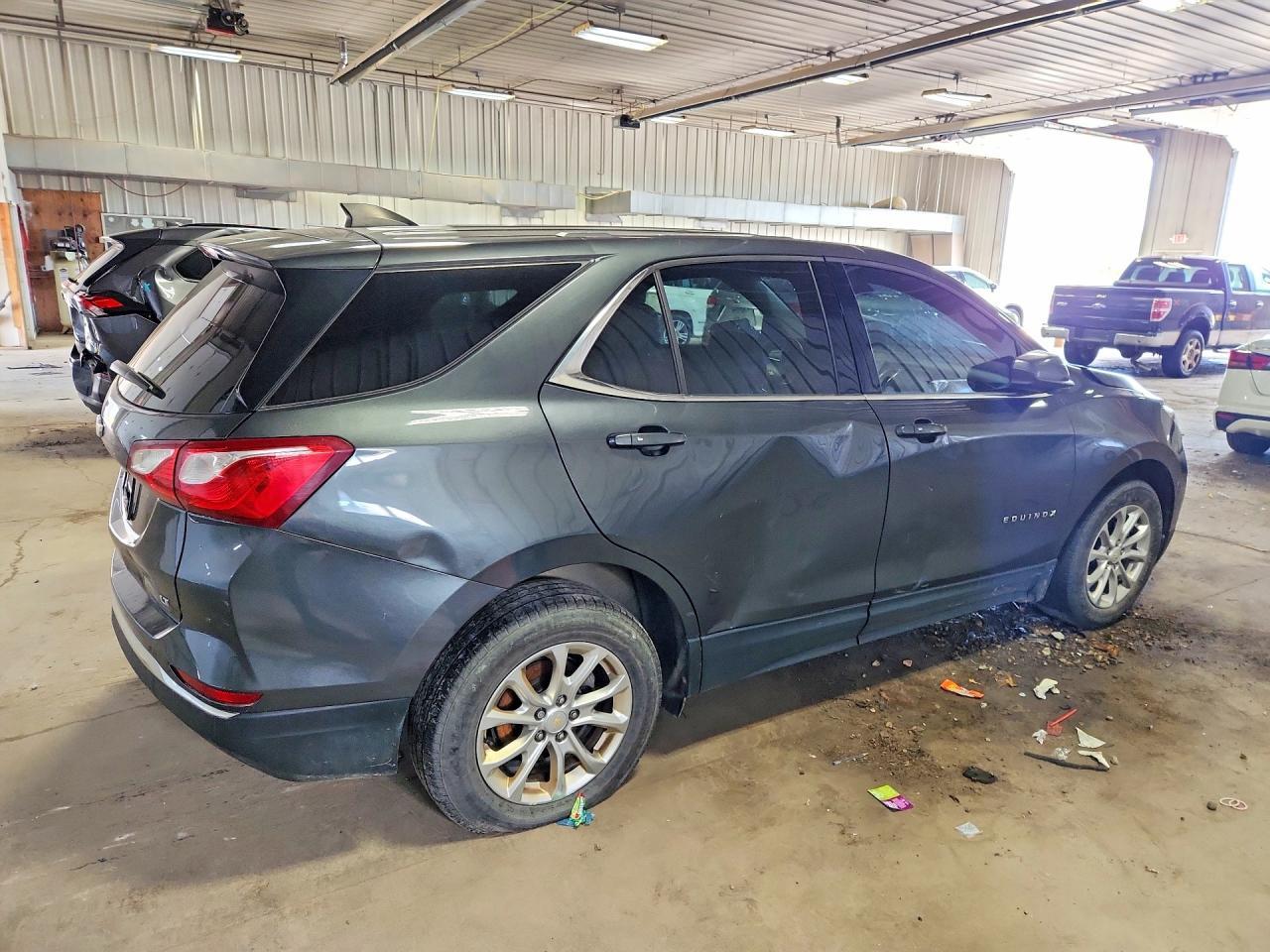 2019 Chevrolet Equinox Lt - Image 3