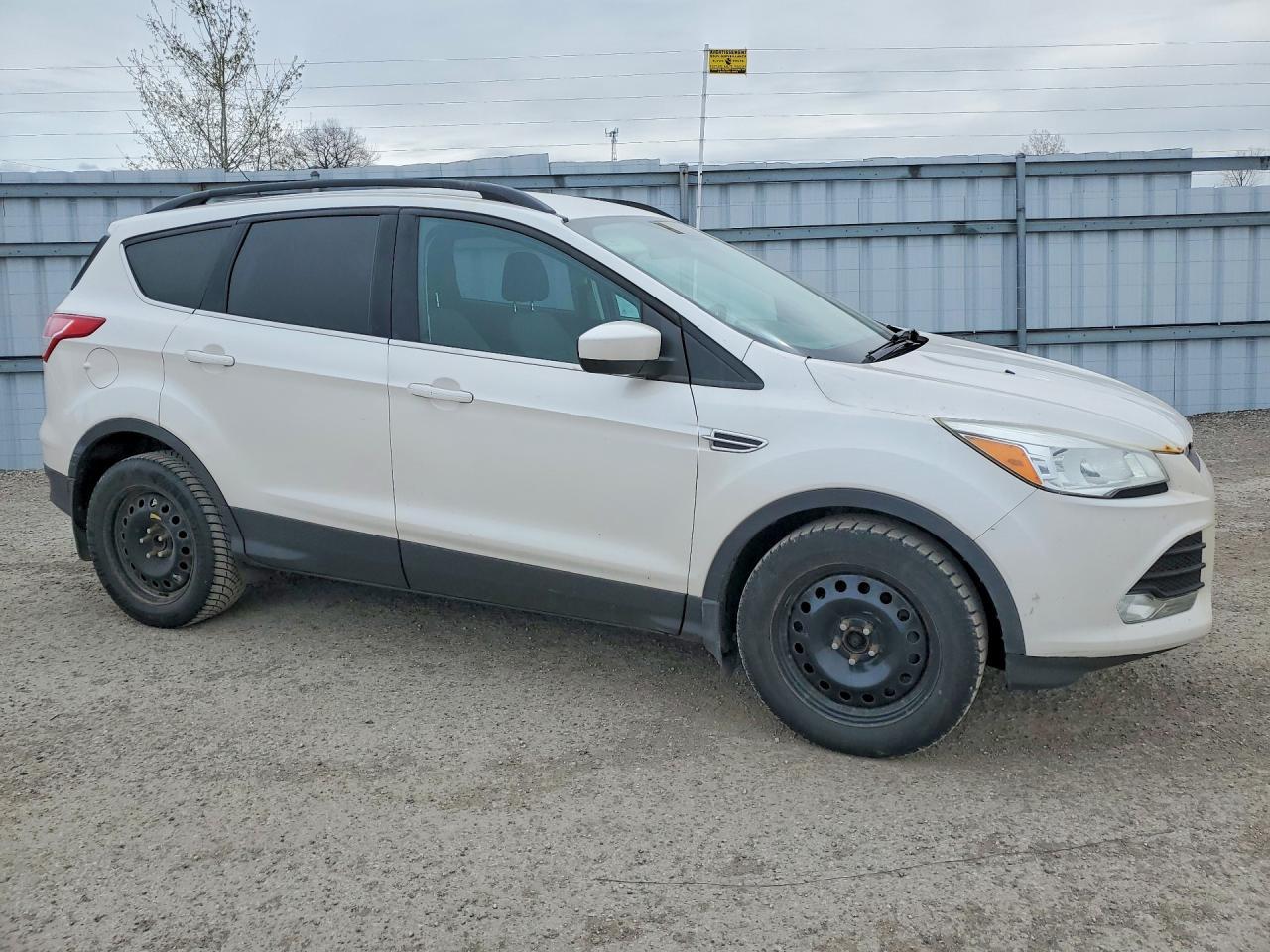 2015 Ford Escape Se - Фото 4
