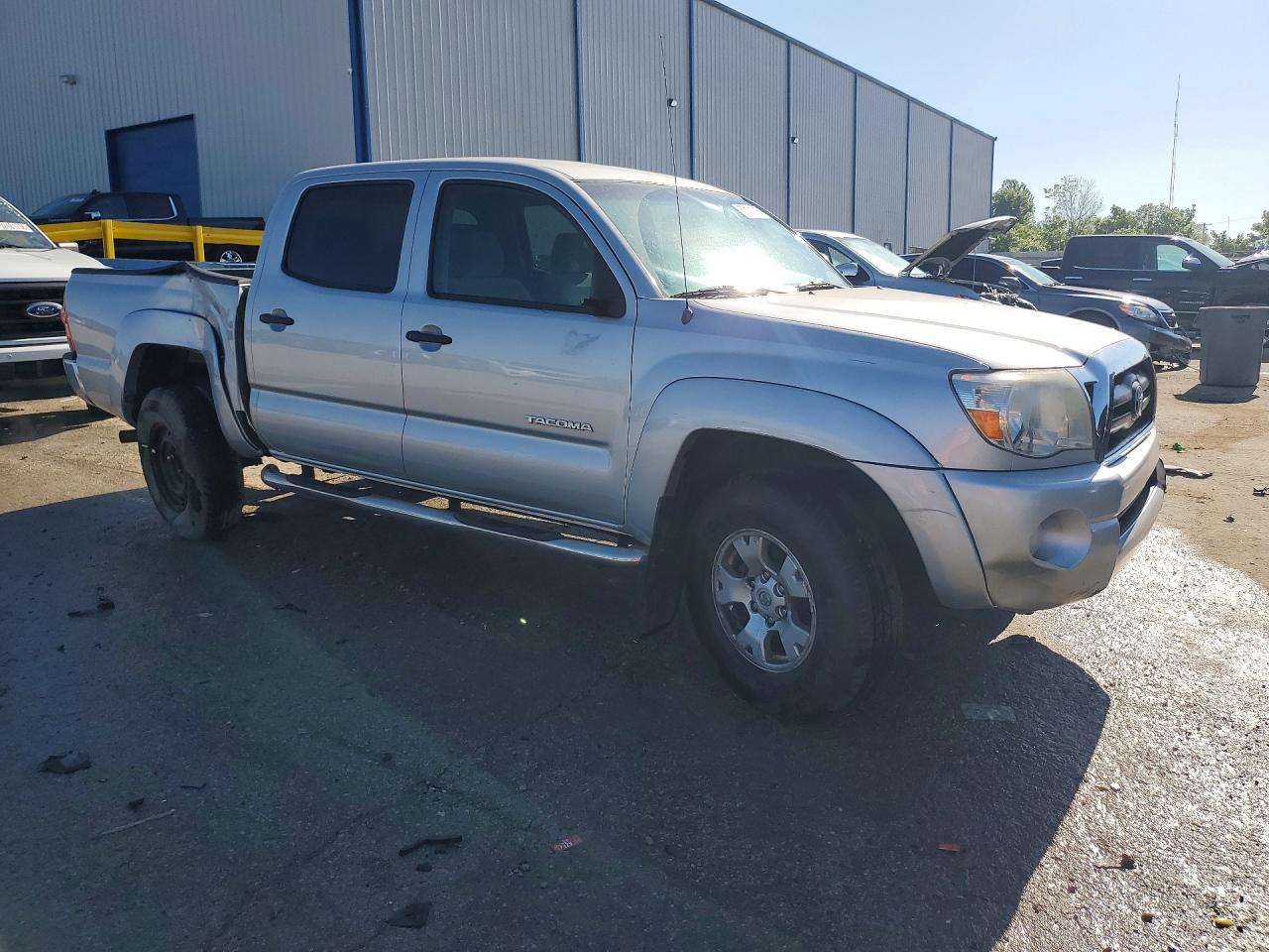 2008 Toyota Tacoma Double Cab - Image 4