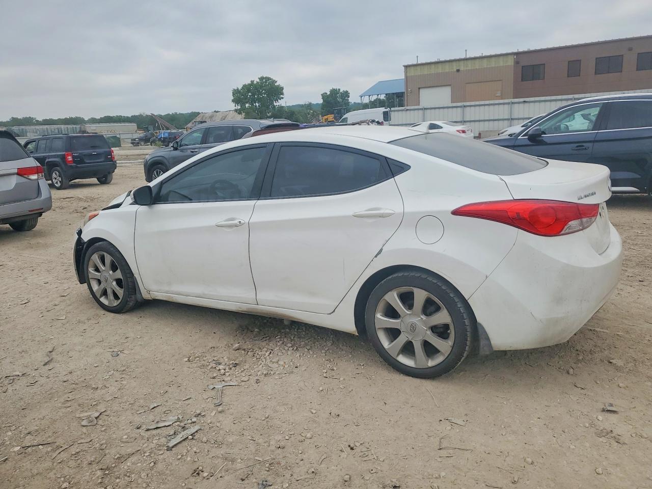 2013 Hyundai Elantra Limited - Фото 2