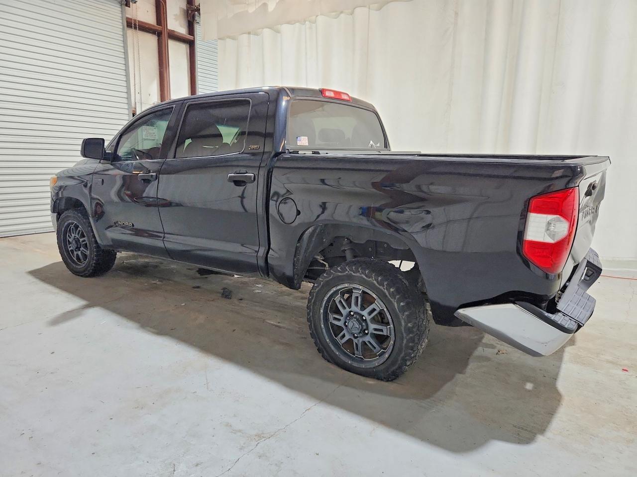 2016 Toyota Tundra Sr5 - Фото 2