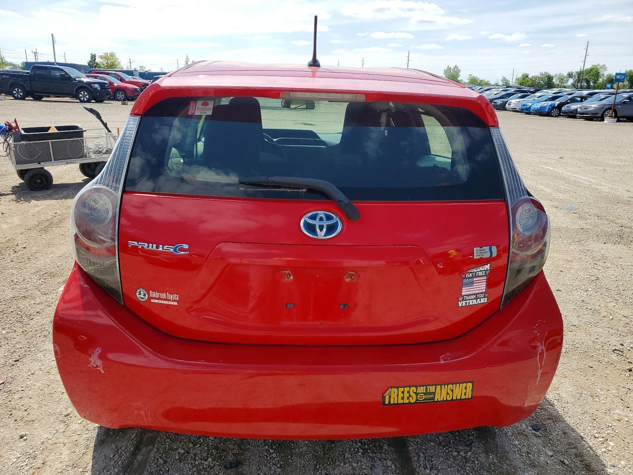 2012 Toyota Prius C - Фото 6