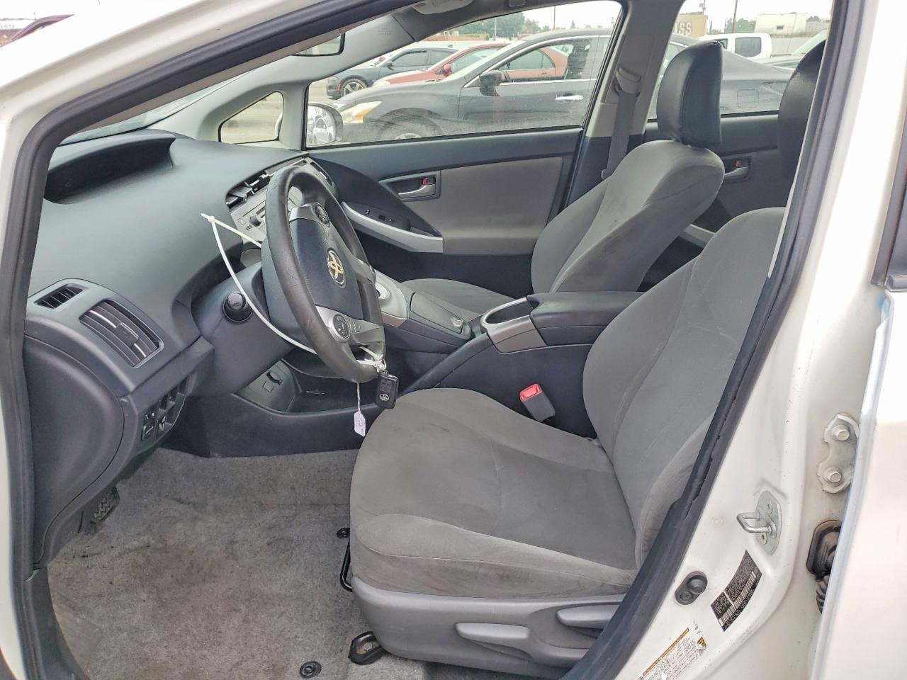 2012 Toyota Prius Two - Image 7