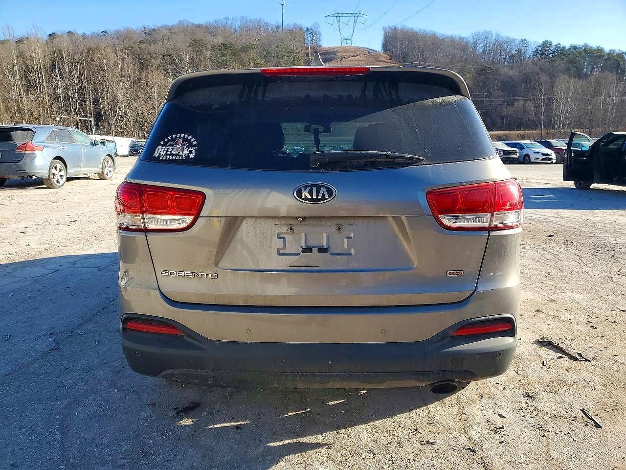 2016 Kia Sorento Lx - Image 6