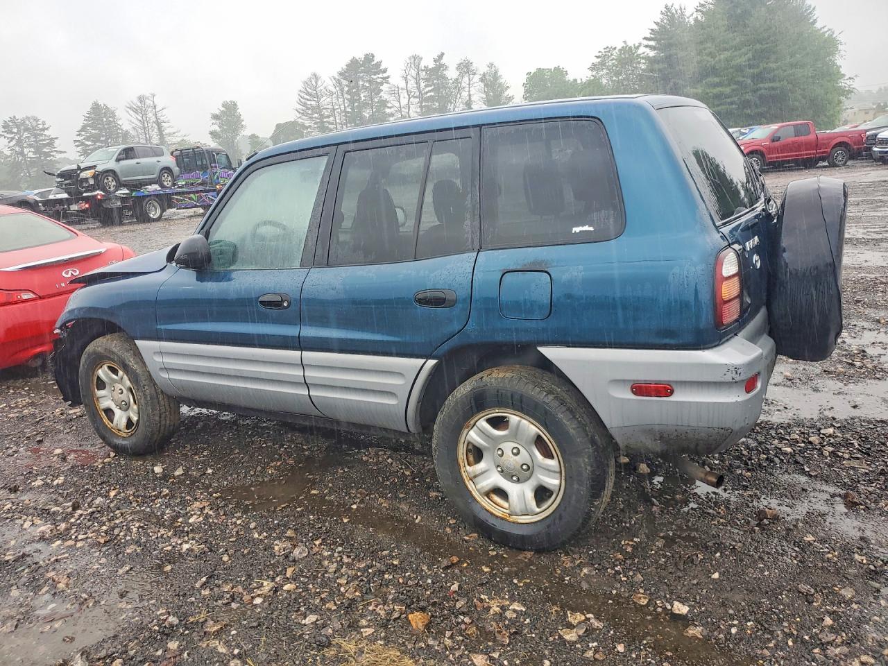 2000 Toyota Rav4 Base - Image 2