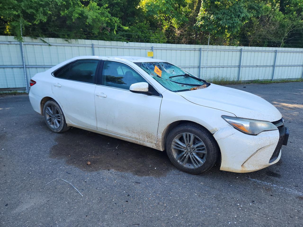 2017 Toyota Camry Se - Image 4