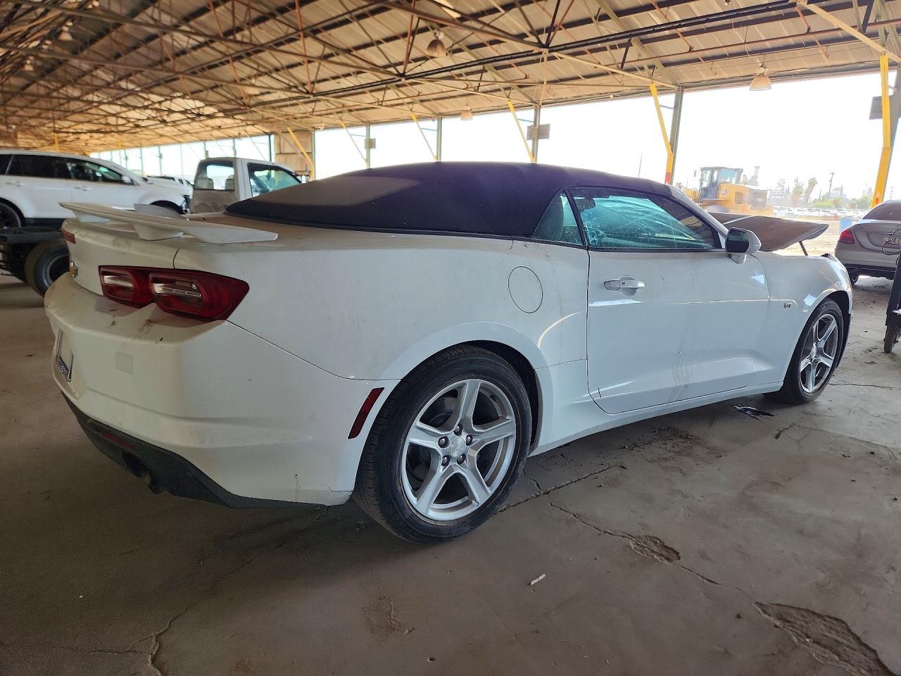 2020 Chevrolet Camaro Ls - Image 3