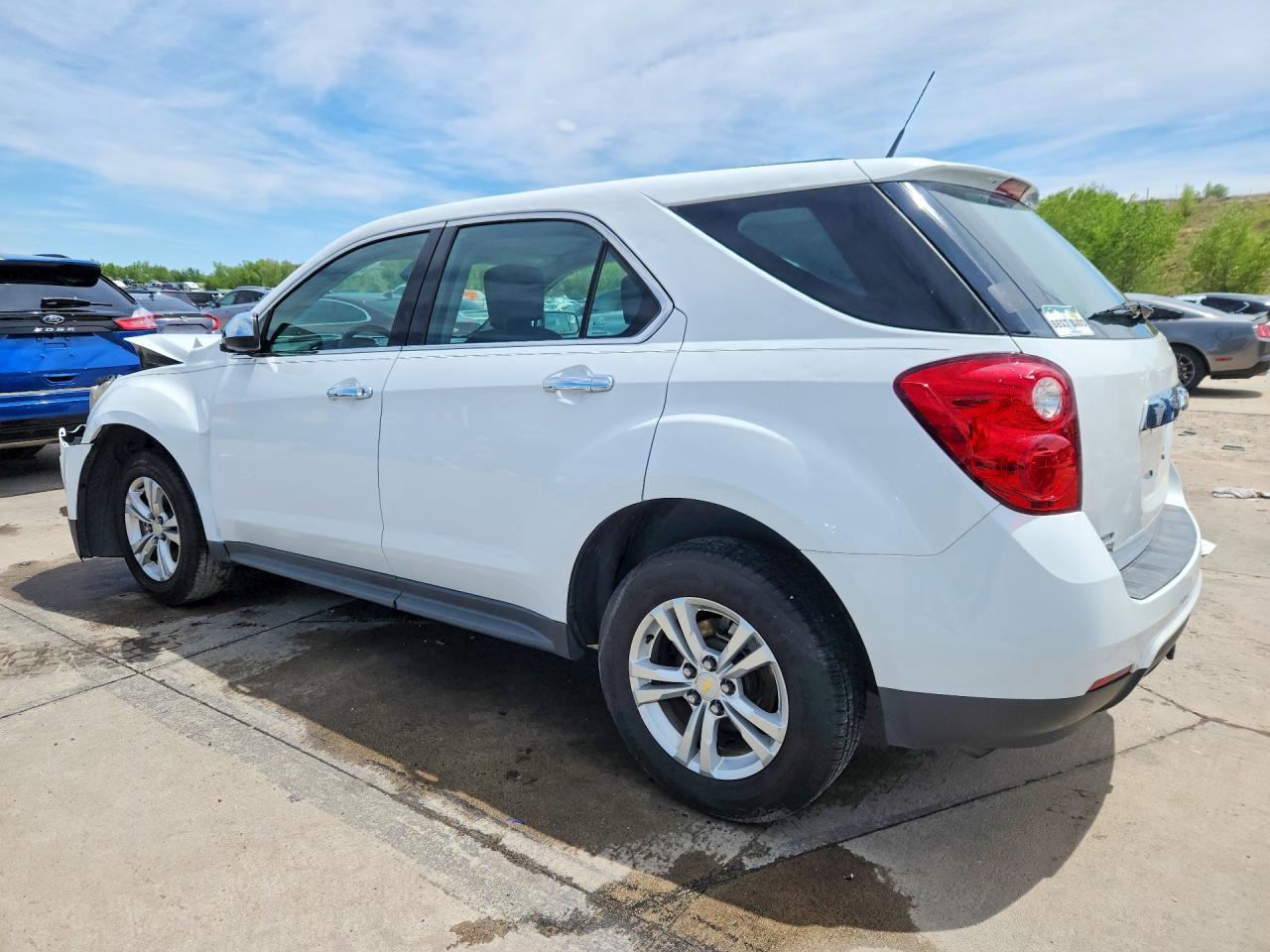 2012 Chevrolet Equinox Ls - Image 2