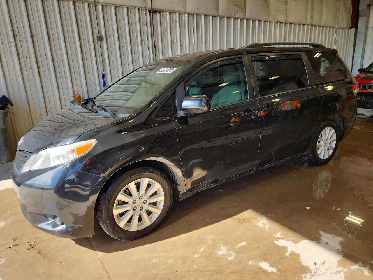 2013 Toyota Sienna Le