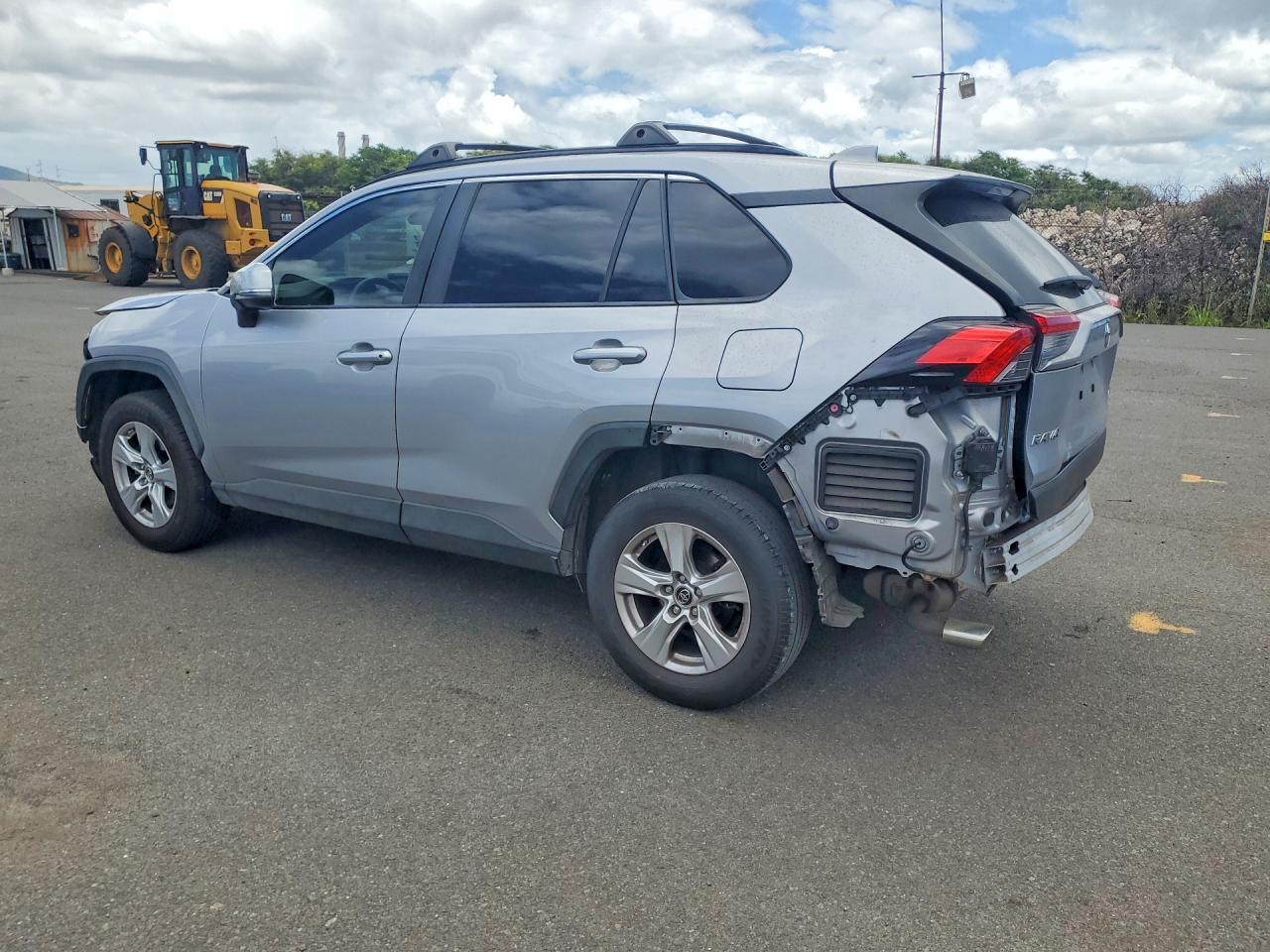 2019 Toyota Rav4 Xle - Image 2
