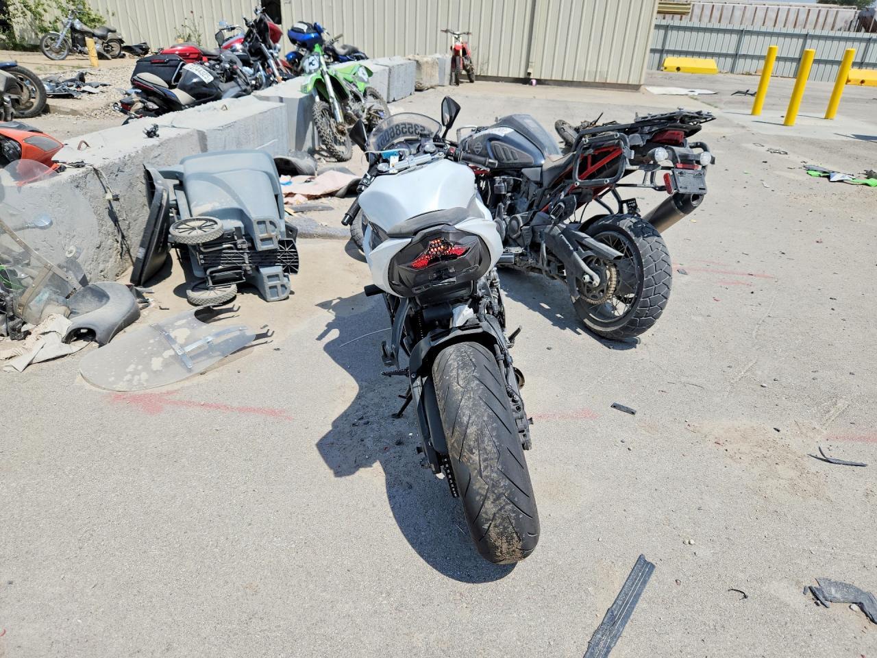2021 Kawasaki Zx636 K - Image 4