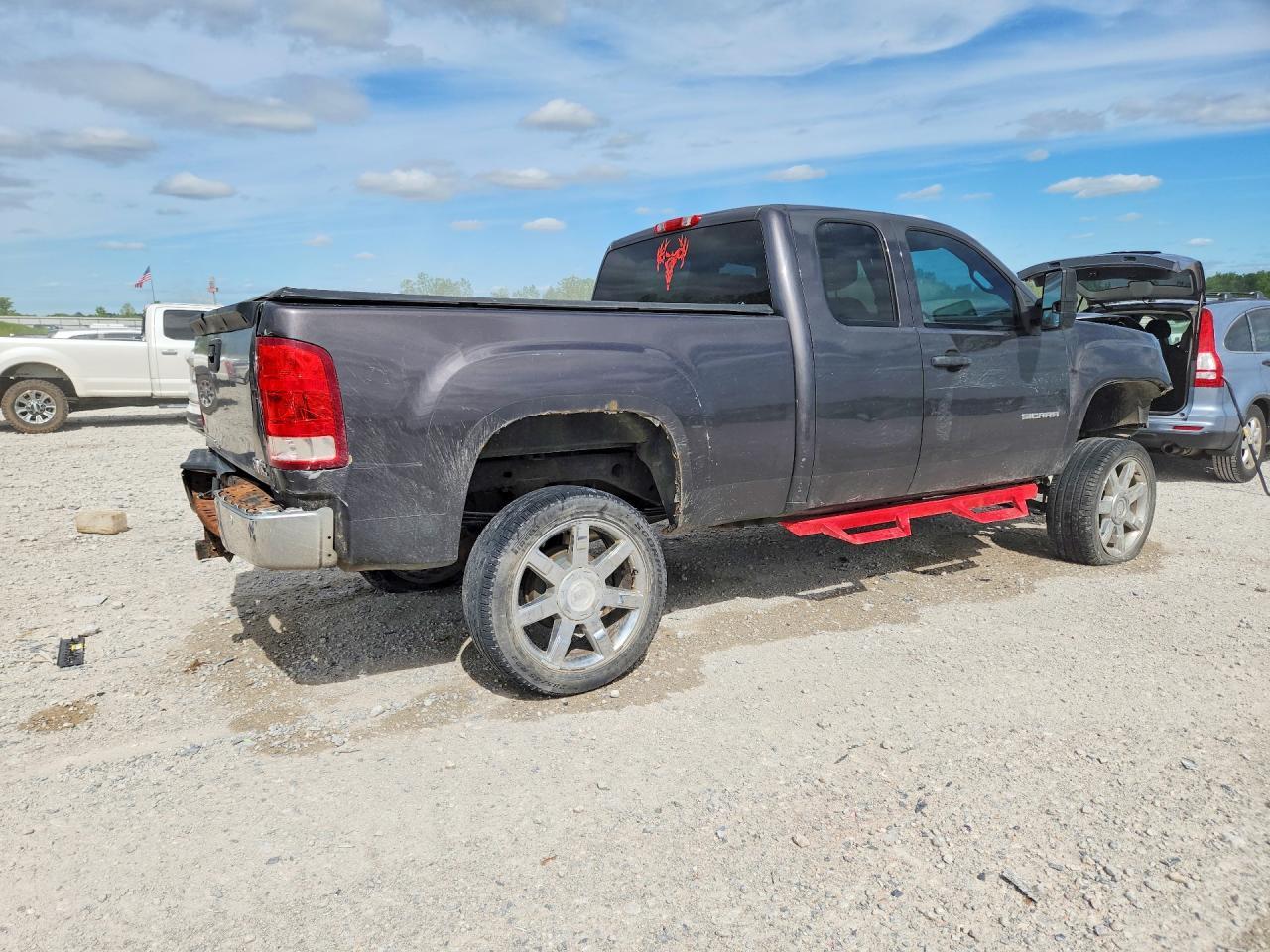 2011 GMC Sierra K1500 Sle - Image 3