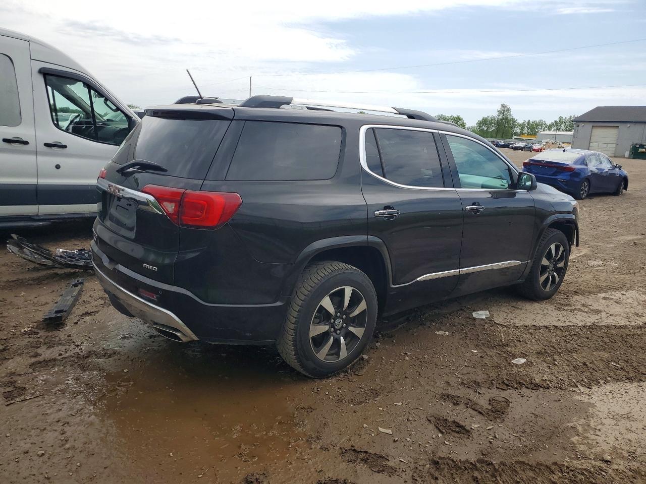 2017 GMC Acadia Denali - Фото 3