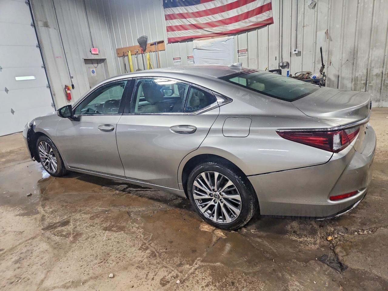 2020 Lexus Es 350 - Фото 2
