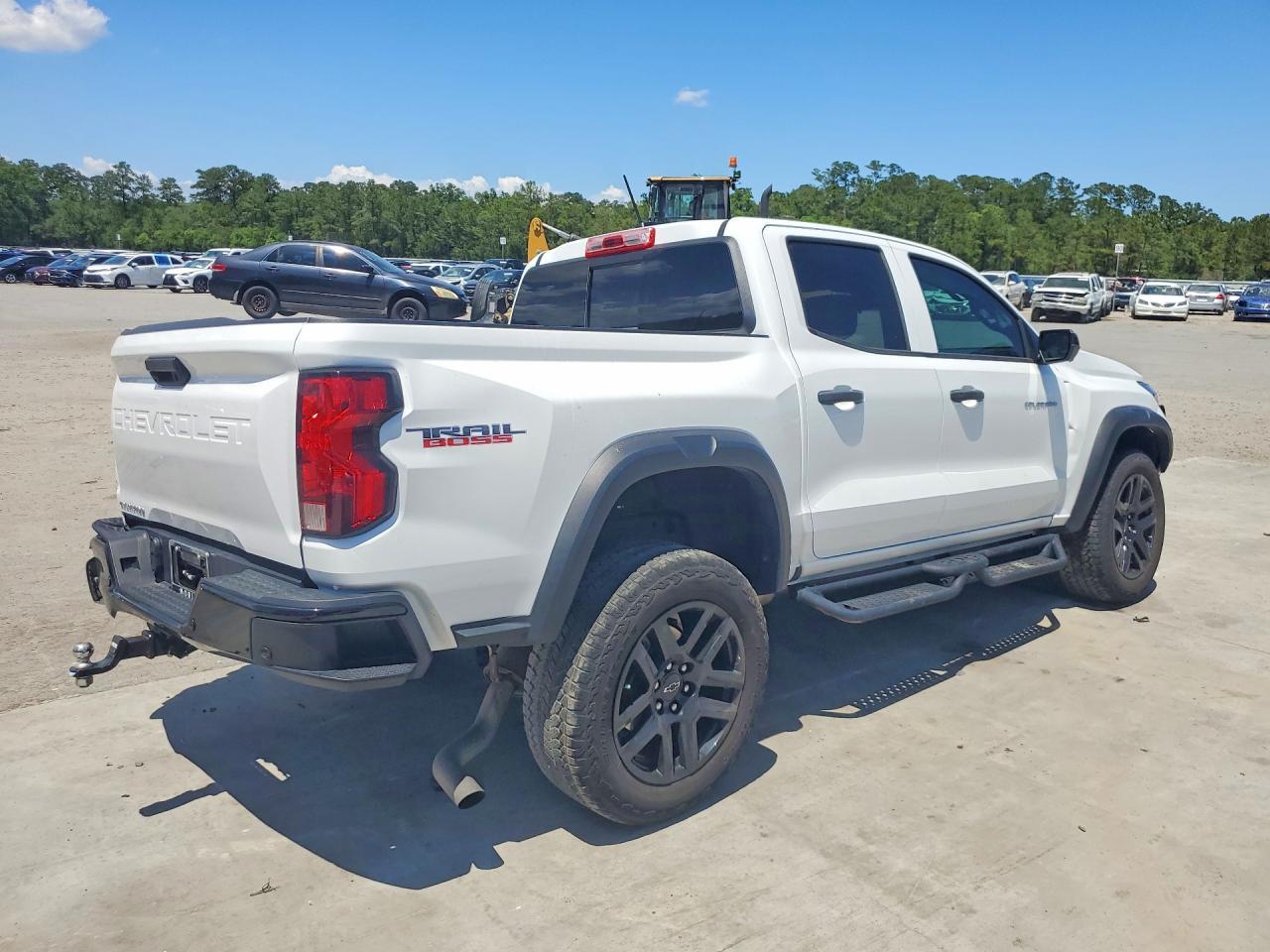 2024 Chevrolet Colorado Trail Boss - Фото 3