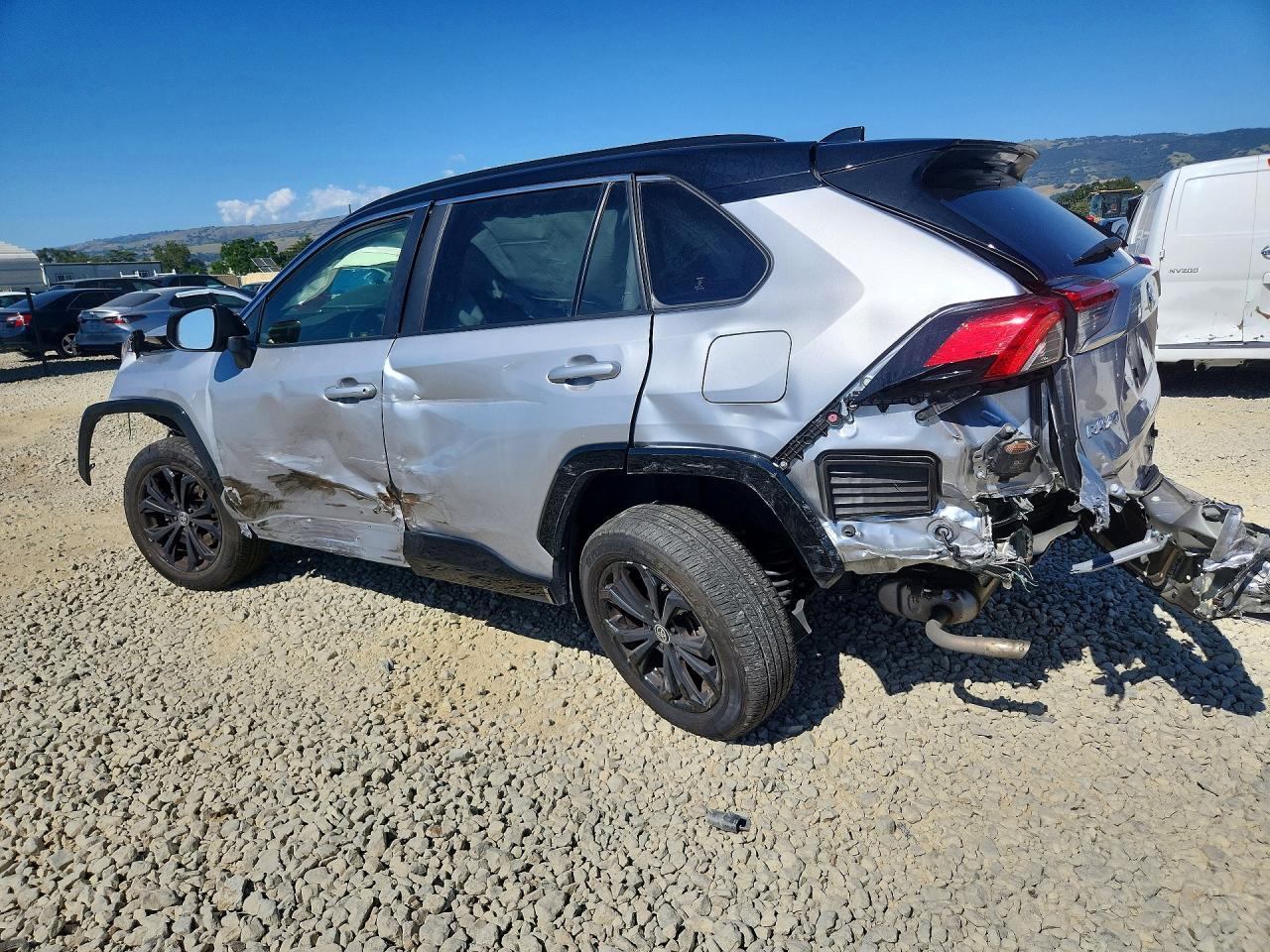 2024 Toyota Rav4 Xse - Фото 2