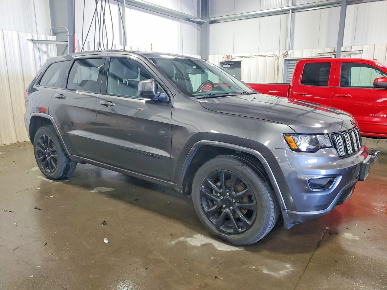 2018 Jeep Grand Cherokee Laredo - Фото 4