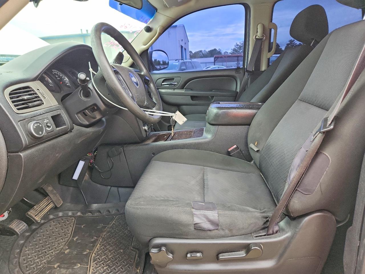 2012 Chevrolet Tahoe Police - Фото 7