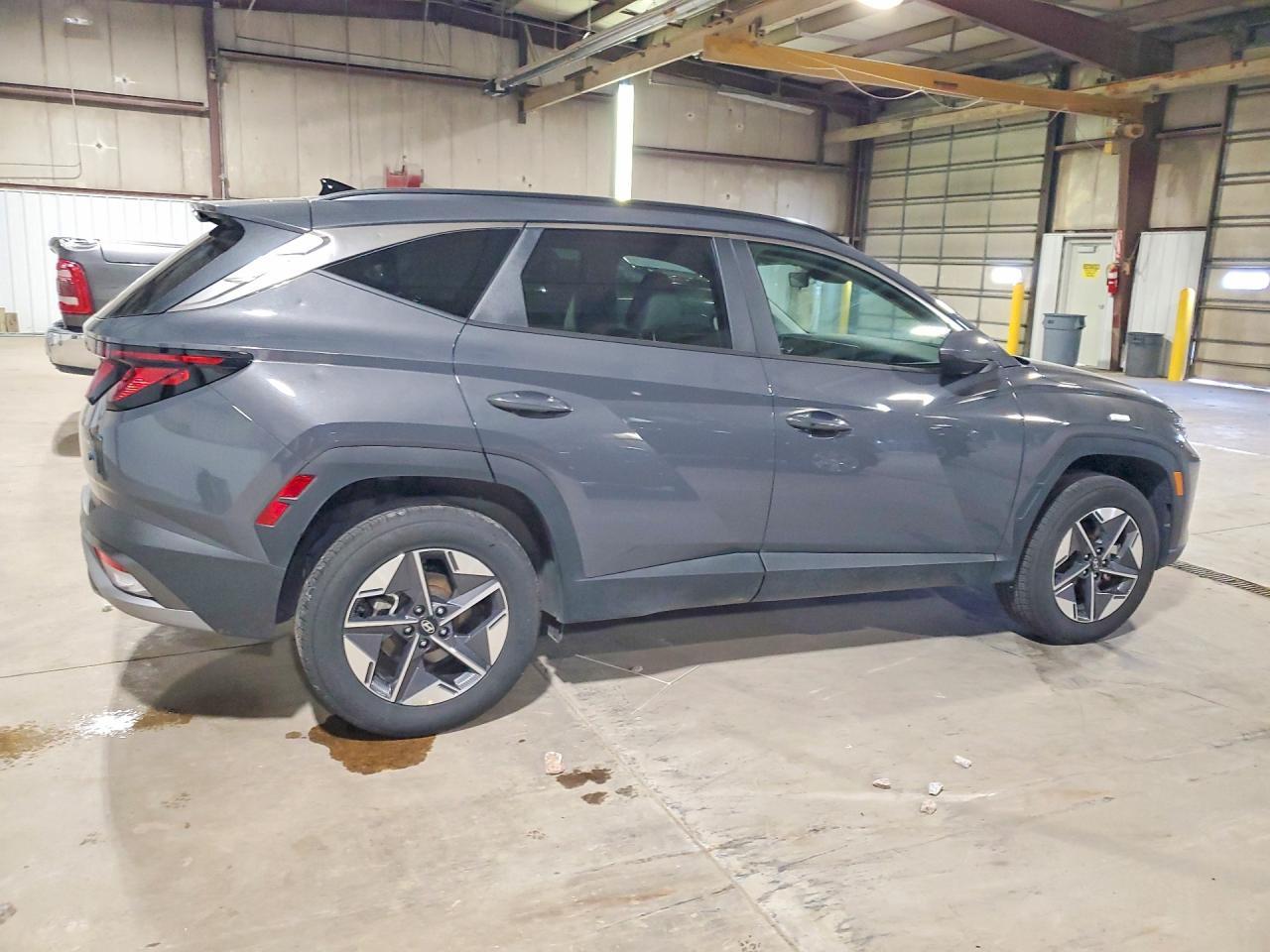 2026 Hyundai Tucson Sel - Image 3