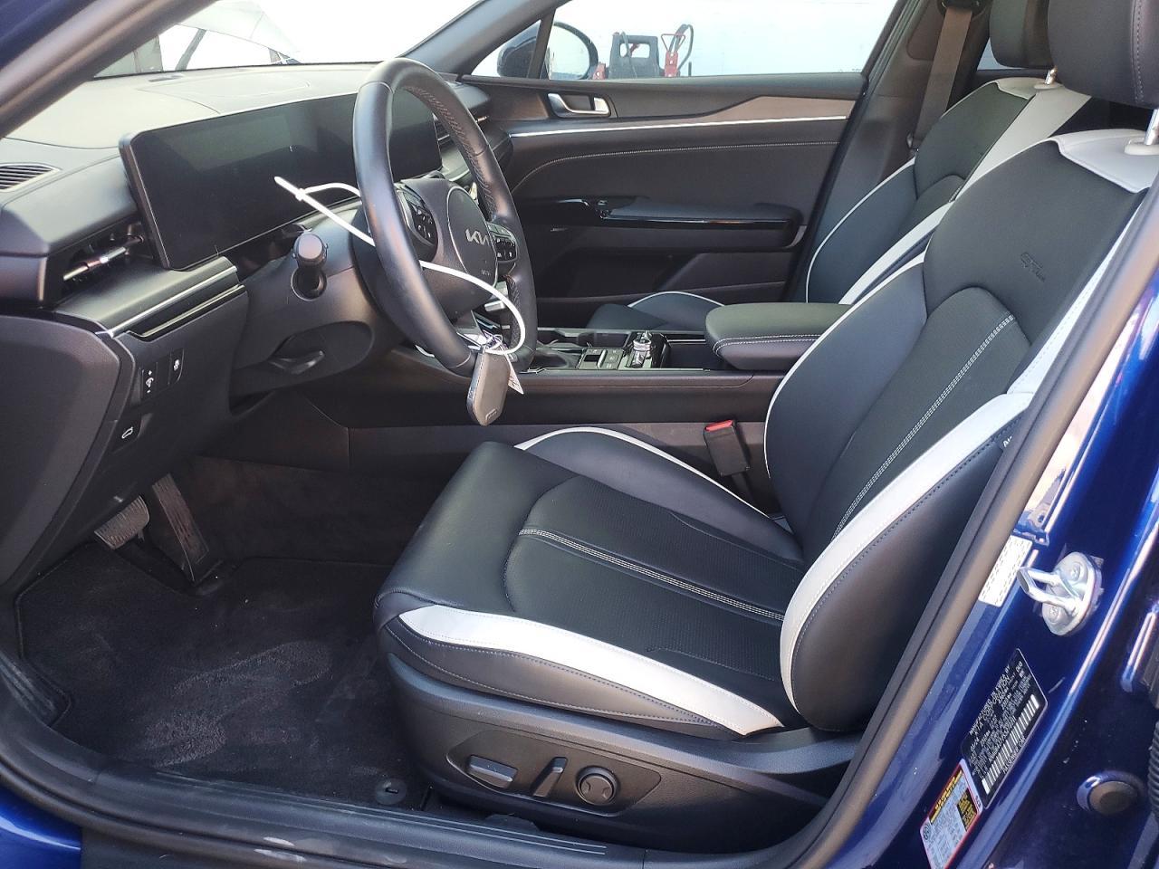 2025 Kia K5 Gt Line - Image 7