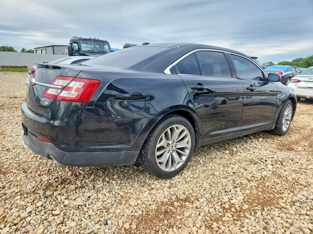 2013 Ford Taurus Limited - Фото 3