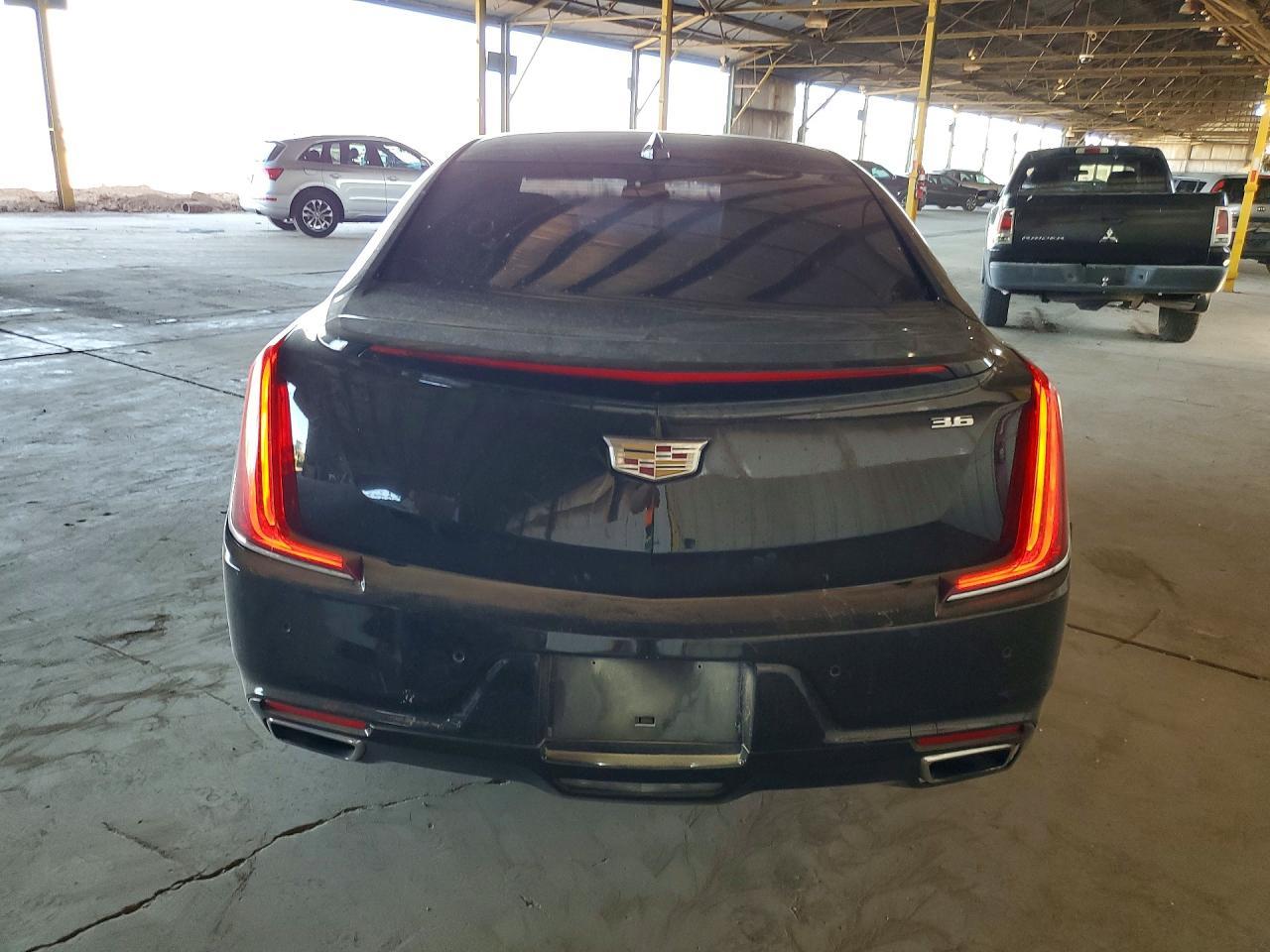 2018 Cadillac Xts Luxury - Image 6