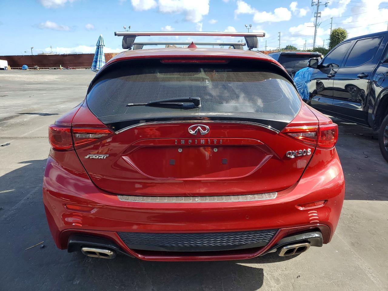 2017 Infiniti Qx30 Base - Фото 6