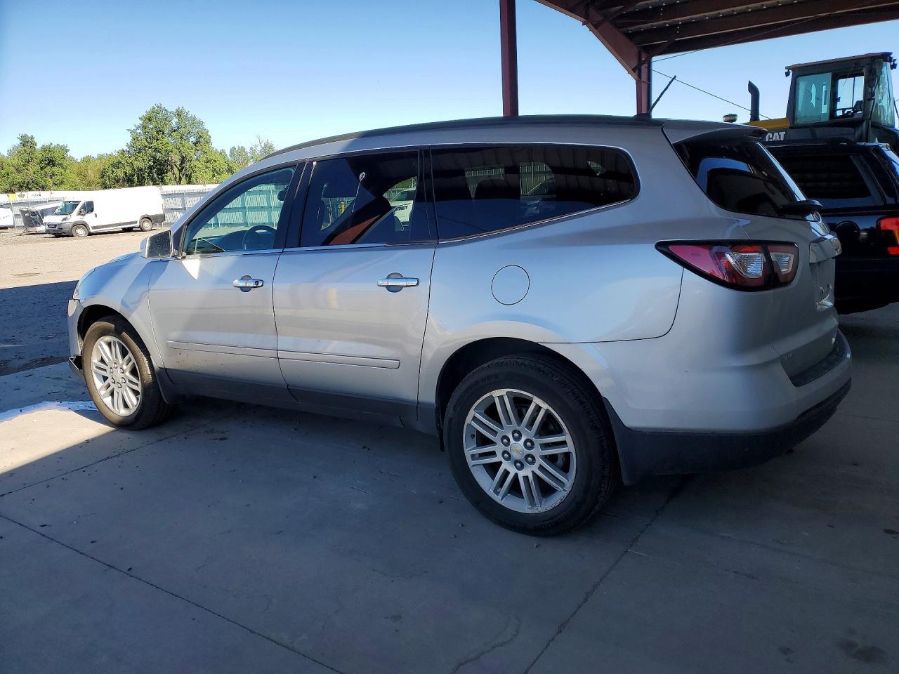 2015 Chevrolet Traverse Lt - Фото 2