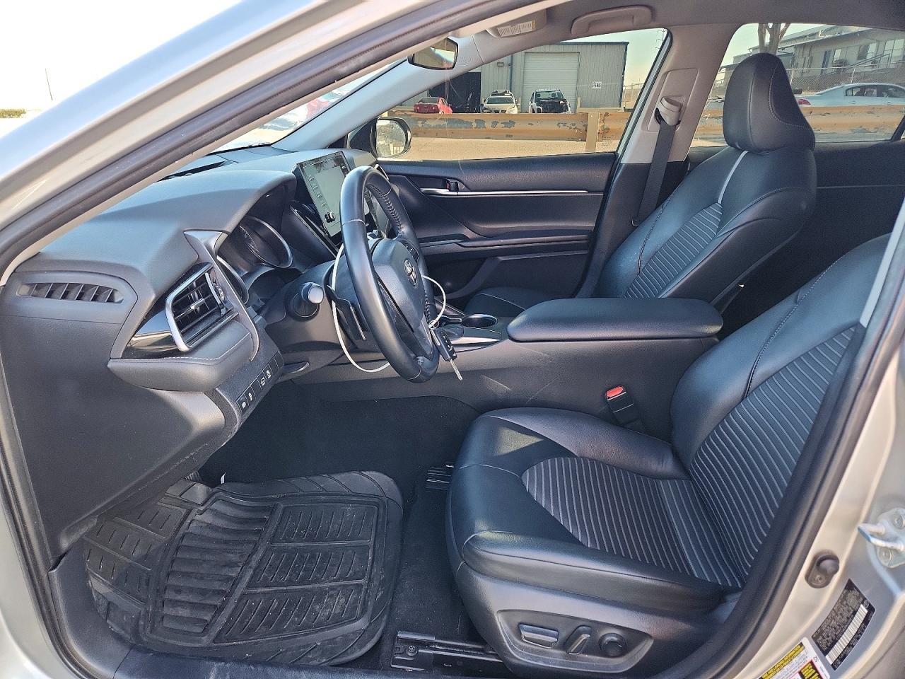 2021 Toyota Camry Se - Фото 7