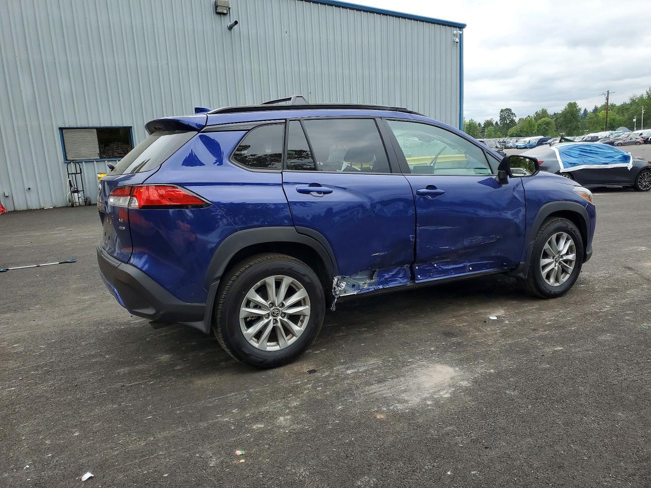 2024 Toyota Corolla Cross Le - Фото 3