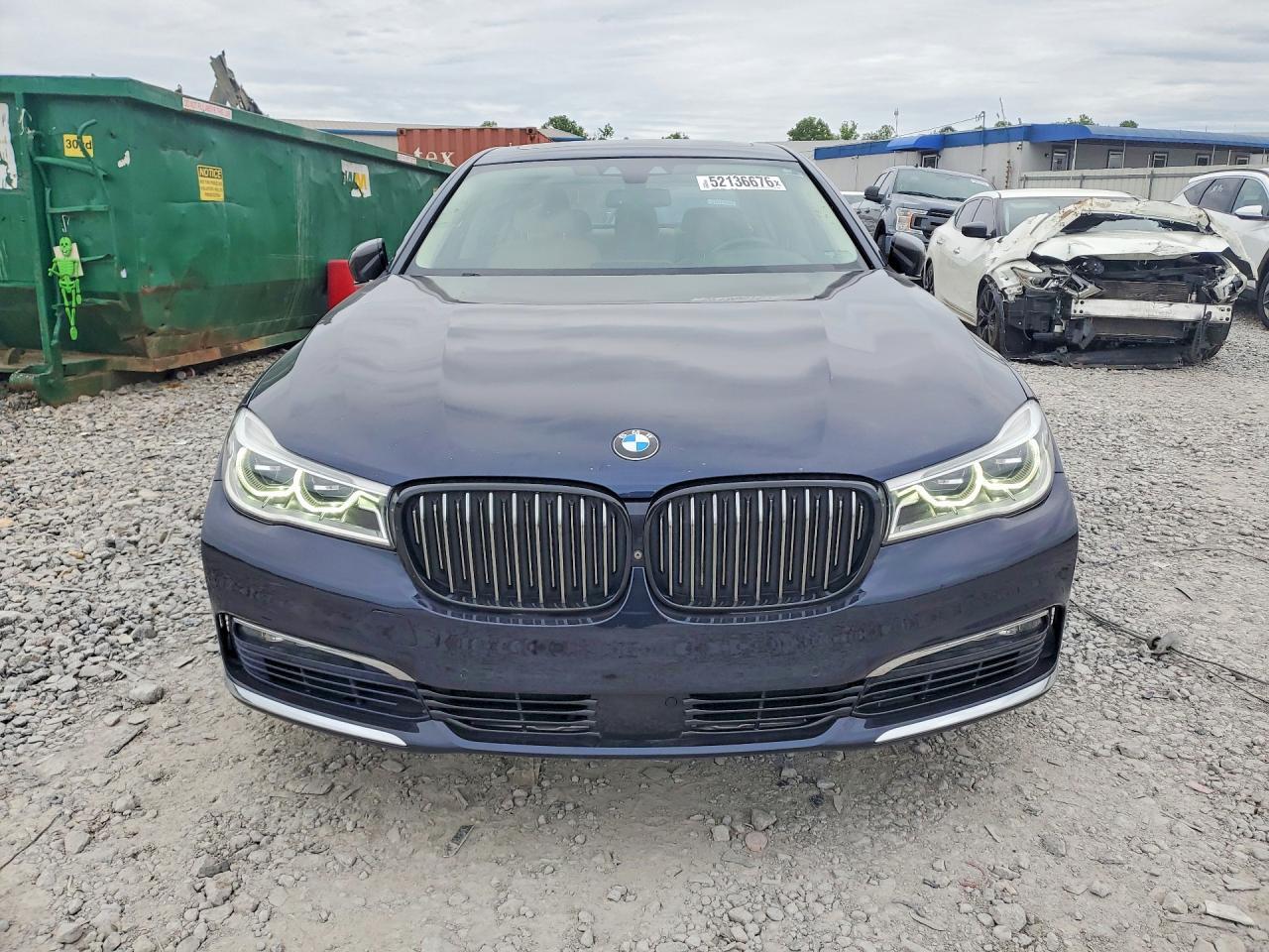 2016 BMW 750 Xi - Фото 5