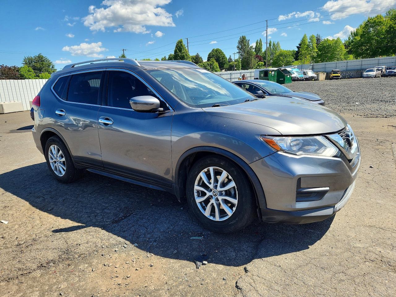 2017 Nissan Rogue Sv - Image 4
