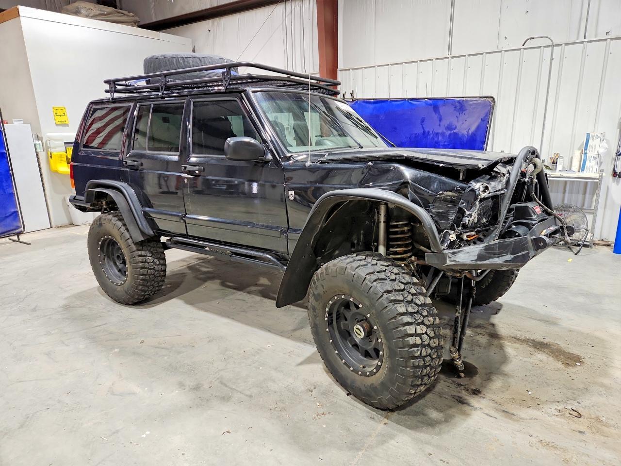 2001 Jeep Cherokee Sport - Image 4
