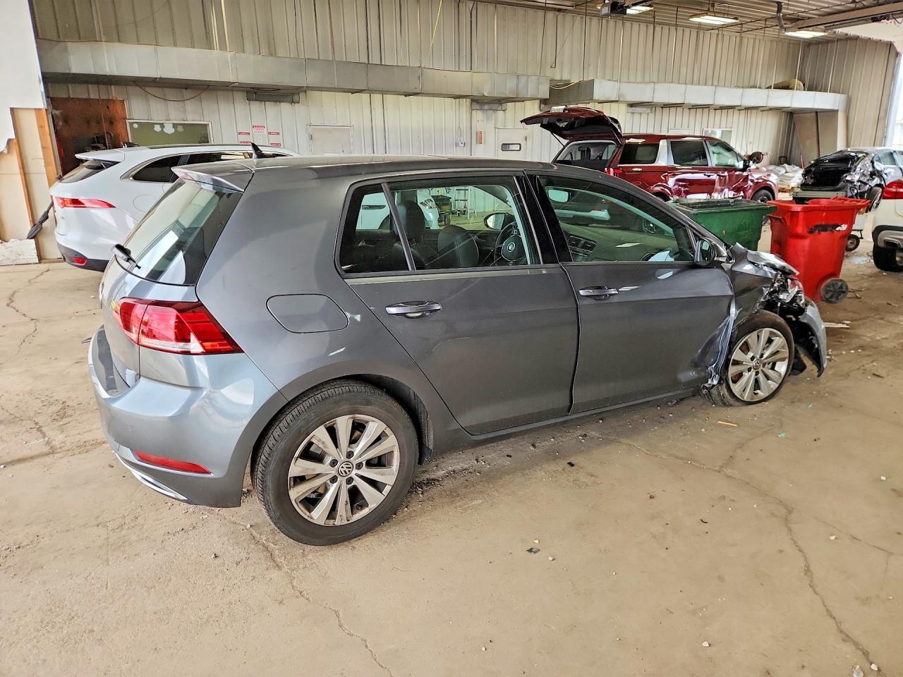 2021 Volkswagen Golf - Image 3