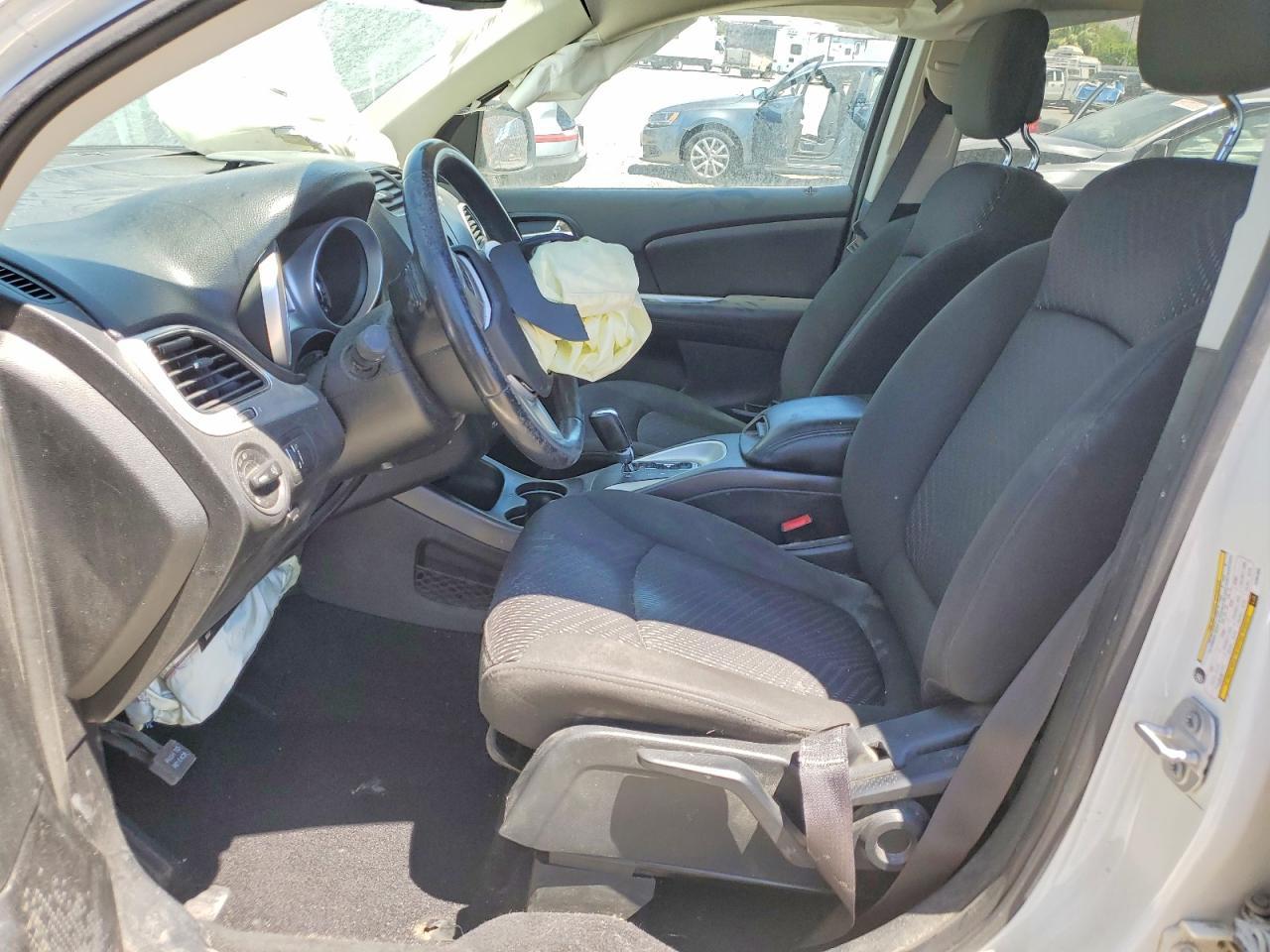 2019 Dodge Journey - Image 7