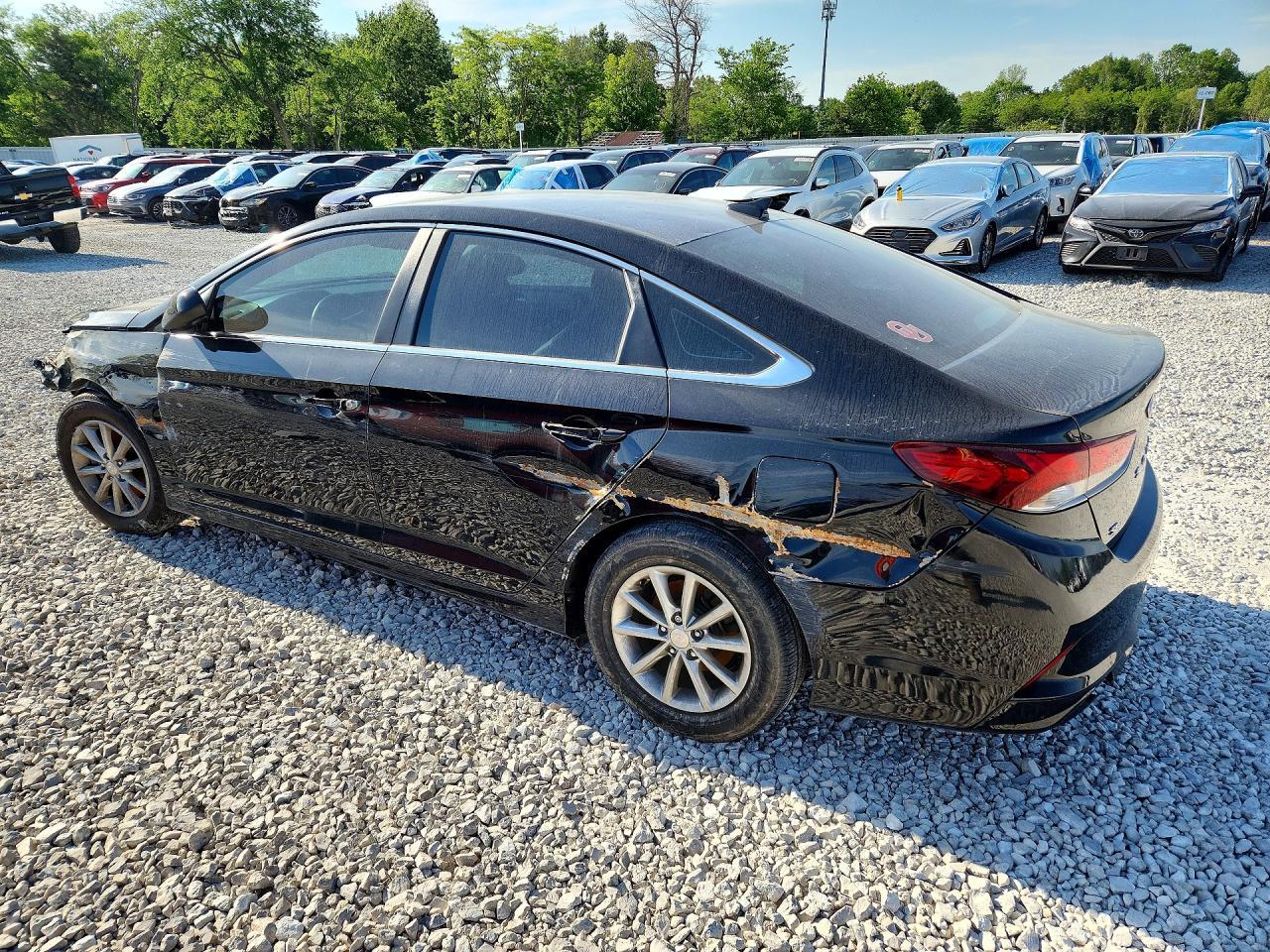 2018 Hyundai Sonata Se - Фото 2