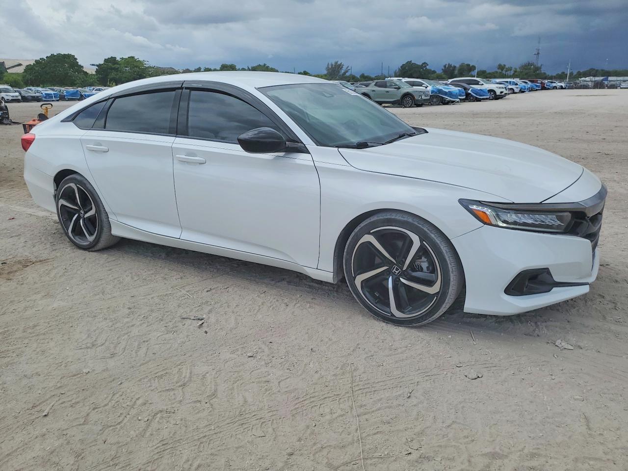 2022 Honda Accord Sport - Фото 4