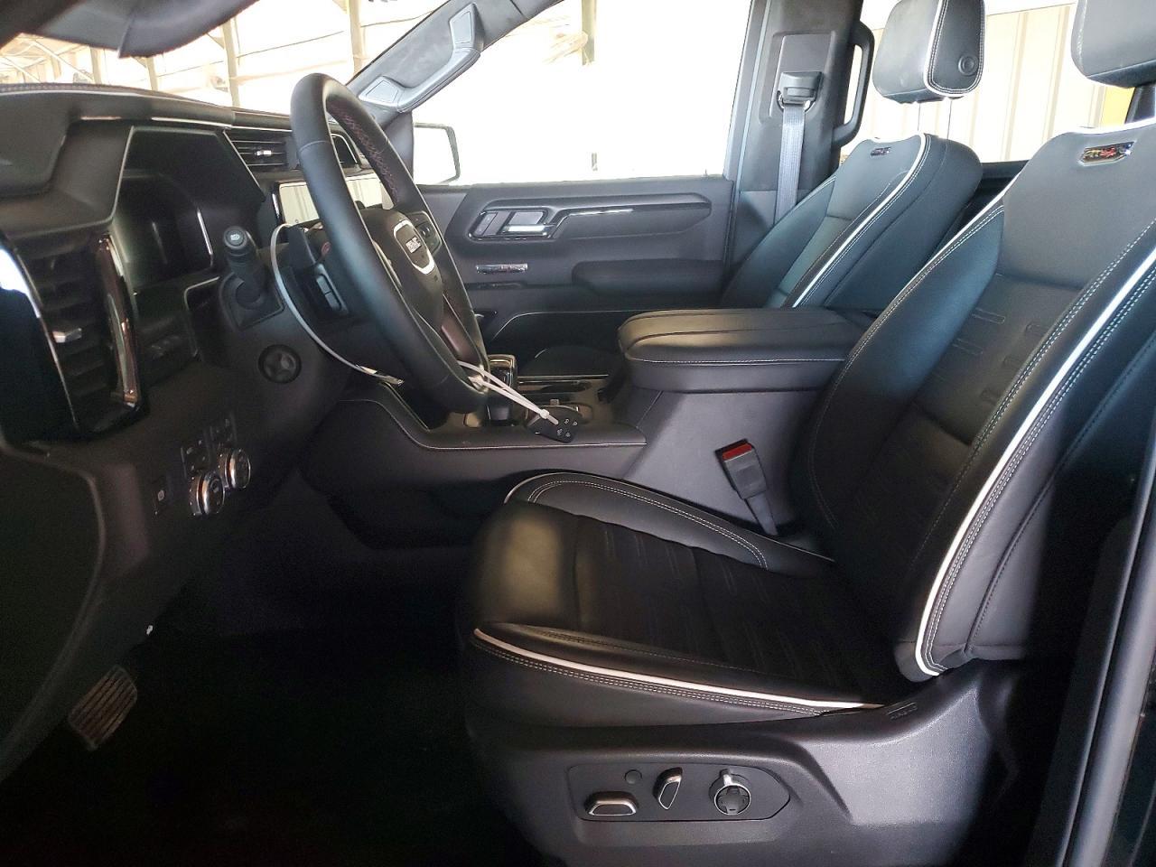 2026 GMC Sierra K1500 At4X - Image 7