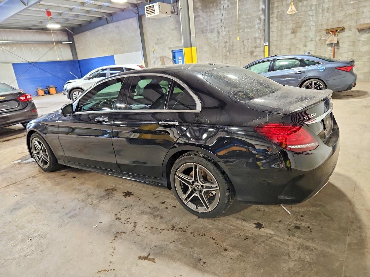 2020 Mercedes-Benz C 300 4Matic - Фото 2