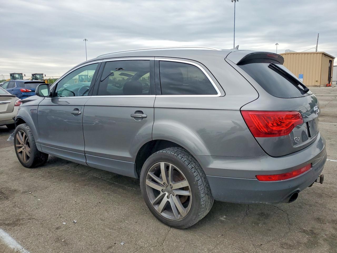 2013 Audi Q7 Premium Plus - Фото 2