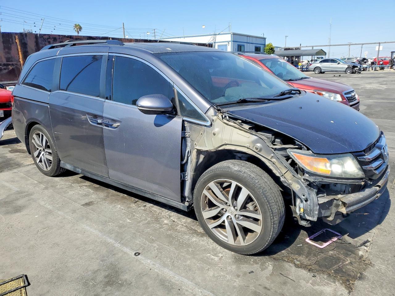 2014 Honda Odyssey Exl - Image 4