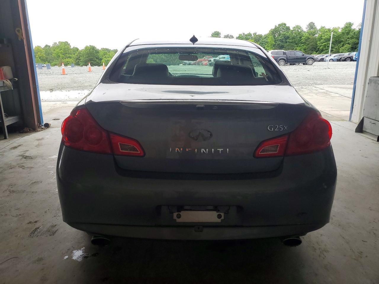 2011 Infiniti G25 Sedan X - Image 6