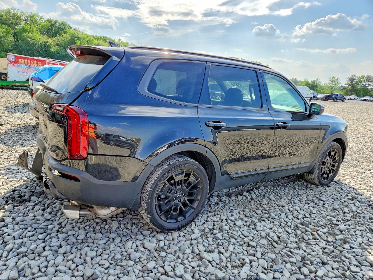 2022 Kia Telluride Ex - Image 3