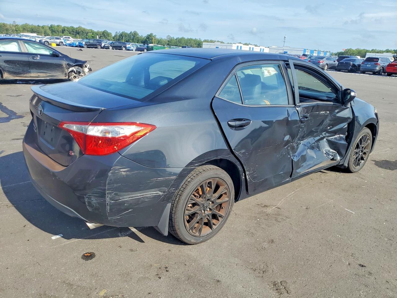 2016 Toyota Corolla S Special Edition - Фото 3