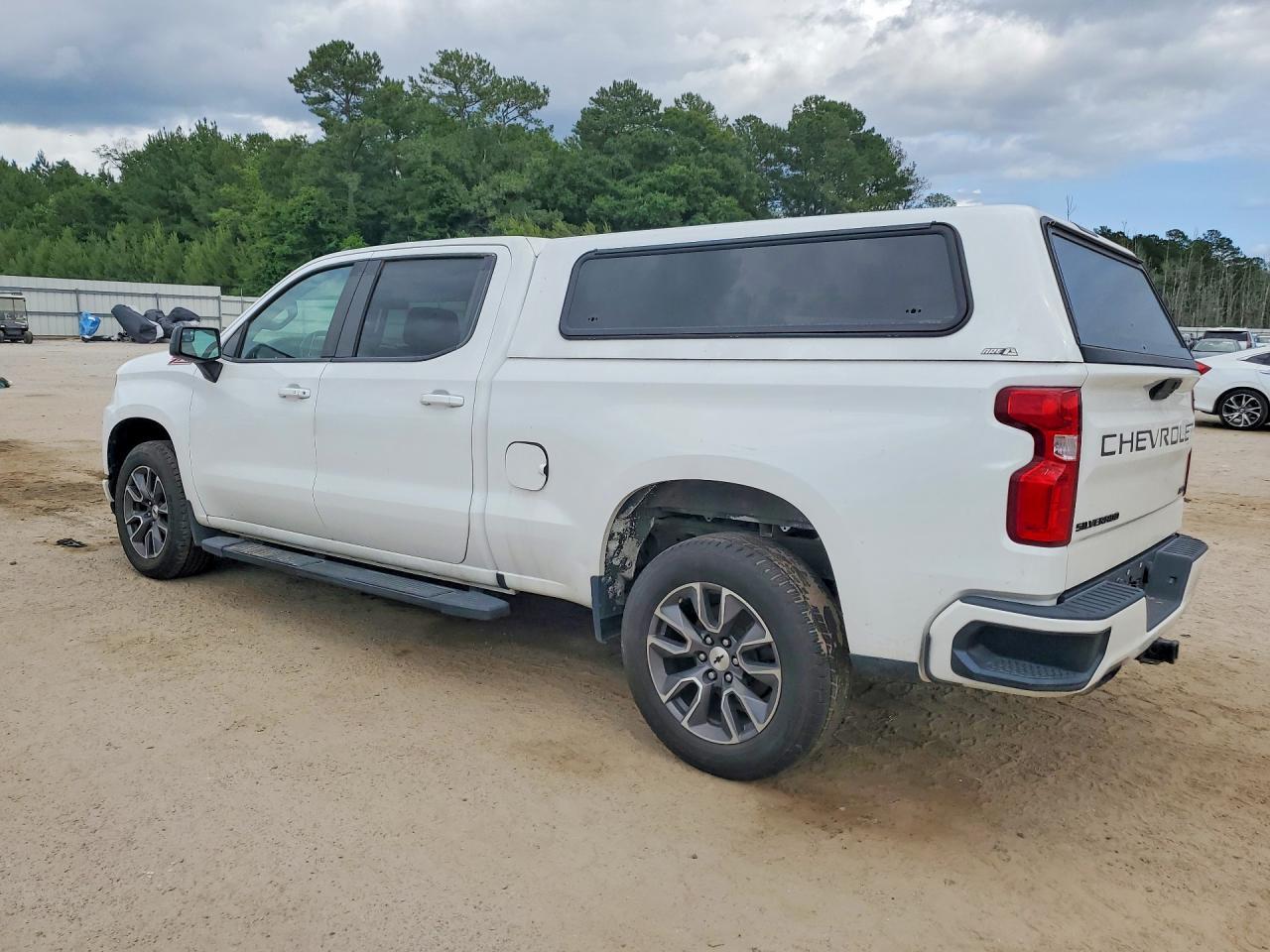 2020 Chevy Silverado 1500 - Фото 2