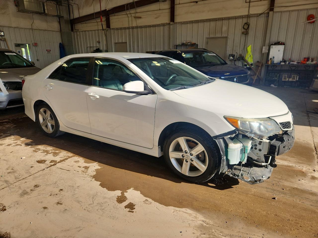 2014 Toyota Camry Se - Фото 4