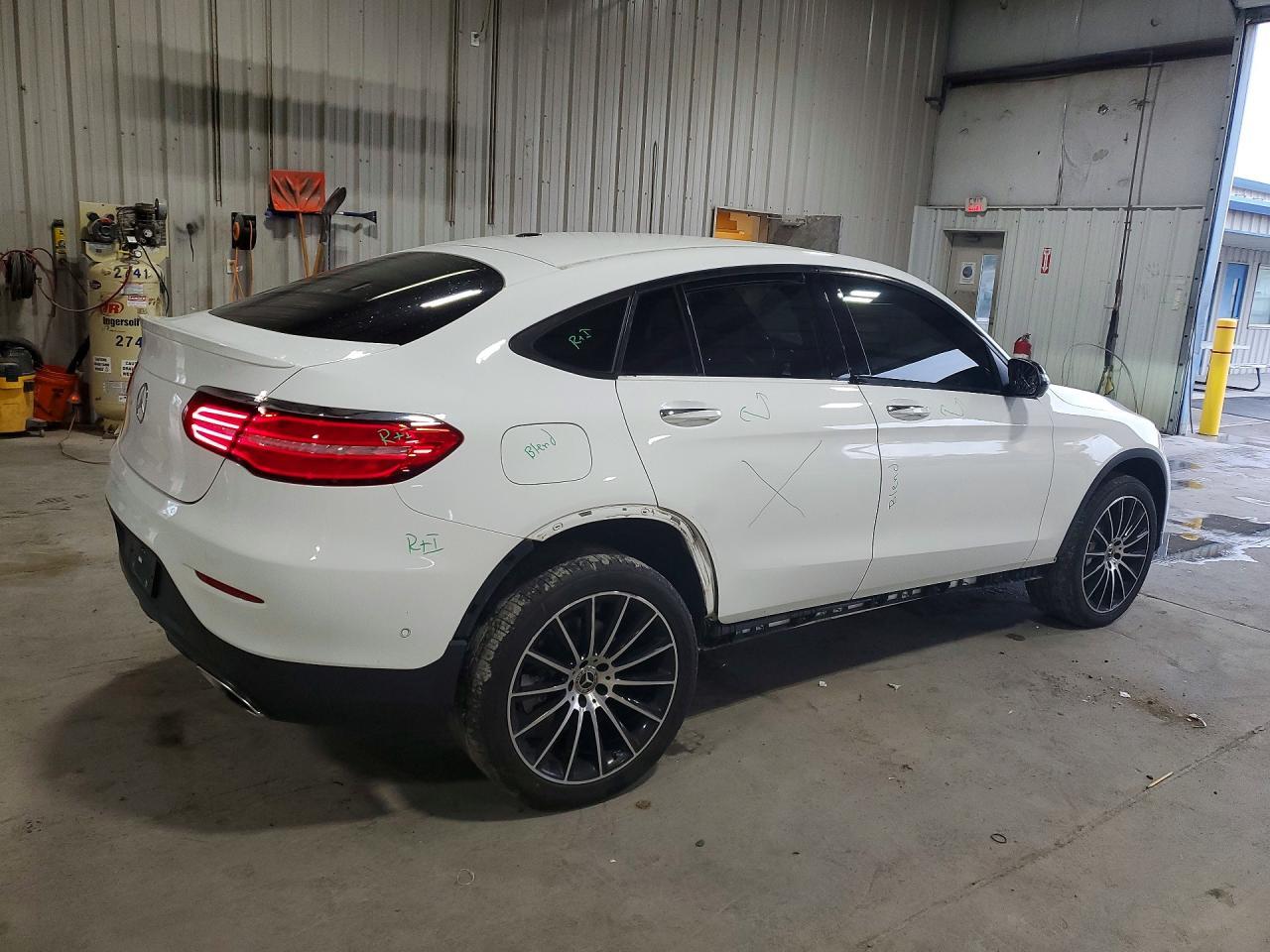 2019 Mercedes-Benz Glc Coupe 300 4Matic - Фото 3